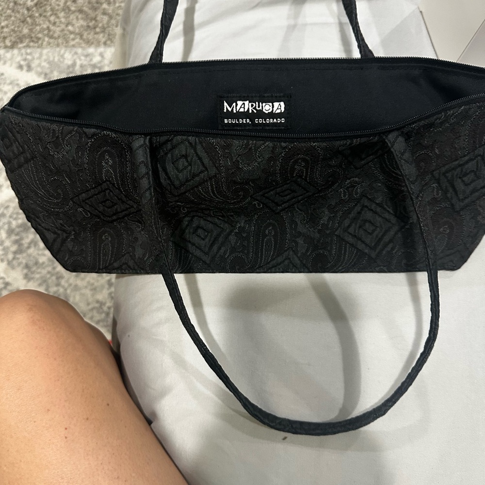 Maruca Boulder Colorado Black Tapestry Shoulder Bag 🖤✨ - Picture 7 of 10